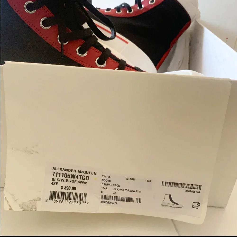 ‼️SOLD‼️ Alexander McQueen, Tread Slick high-top sneakers size 42 - Picture 9 of 12